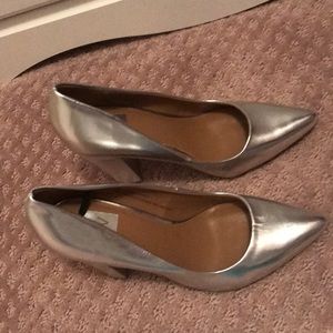 Never worn Dulce Vita heel